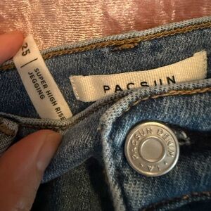 PacSun super High Rise Denim Jegging size 25